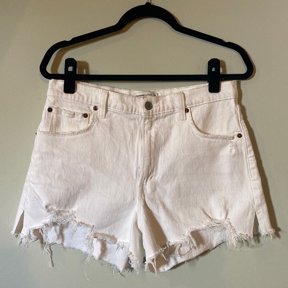 Abercrombie curve love “the cut off” high rise shorts